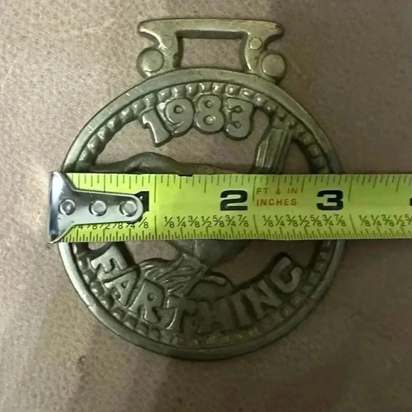 Vintage Horse Brass Bird 1983 Farthing Medallion Harness Ornament - Picture 5 of 5